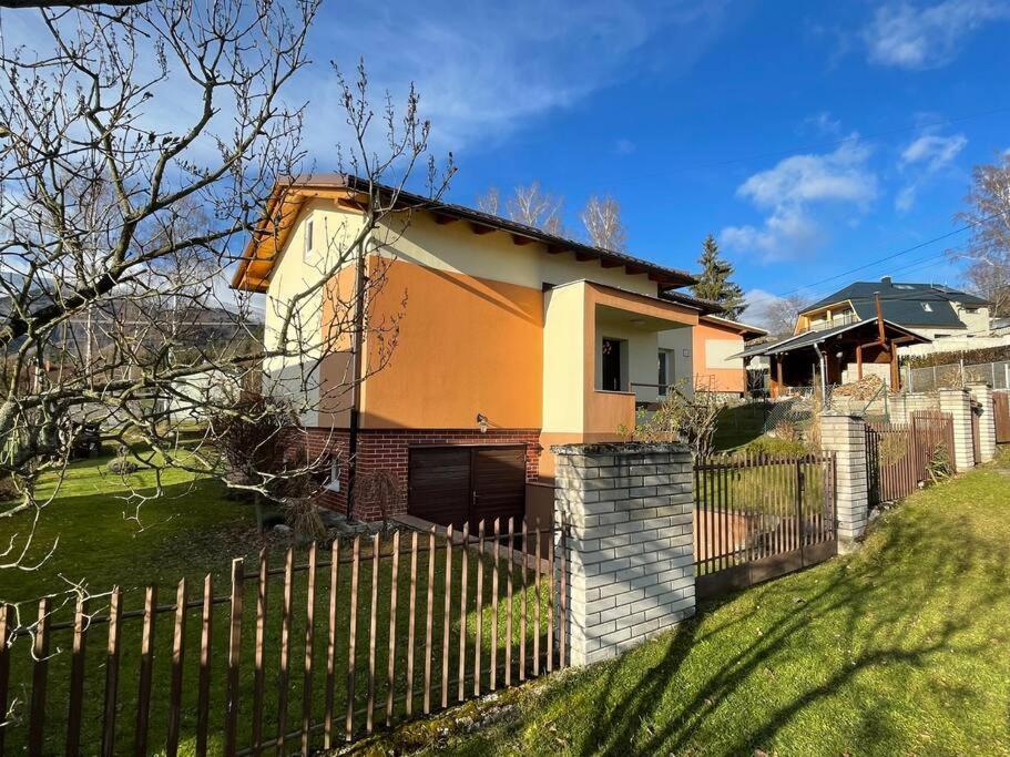 Oddych Pri Martinskych Holiach /Mountains Vacation Villa ภายนอก รูปภาพ